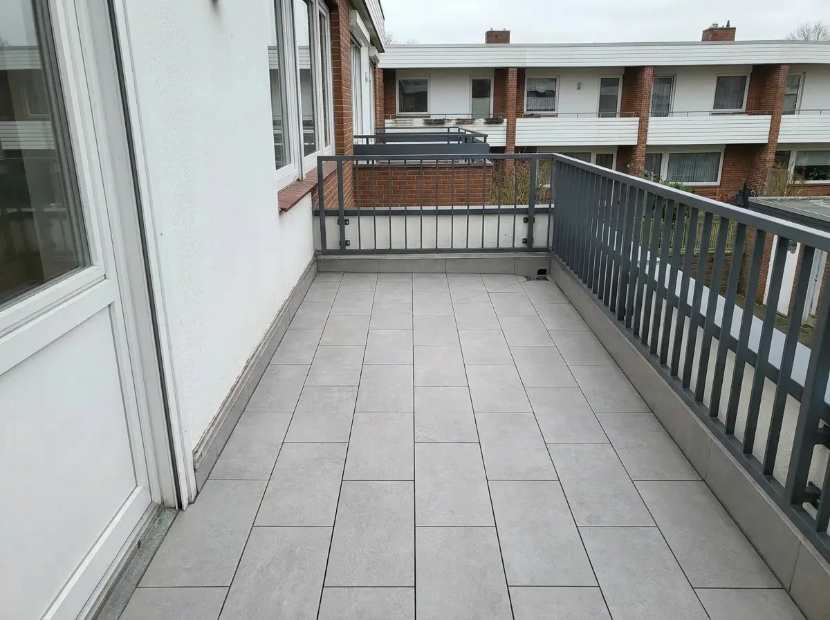 Balkon vor und nach der Sanierung nachher